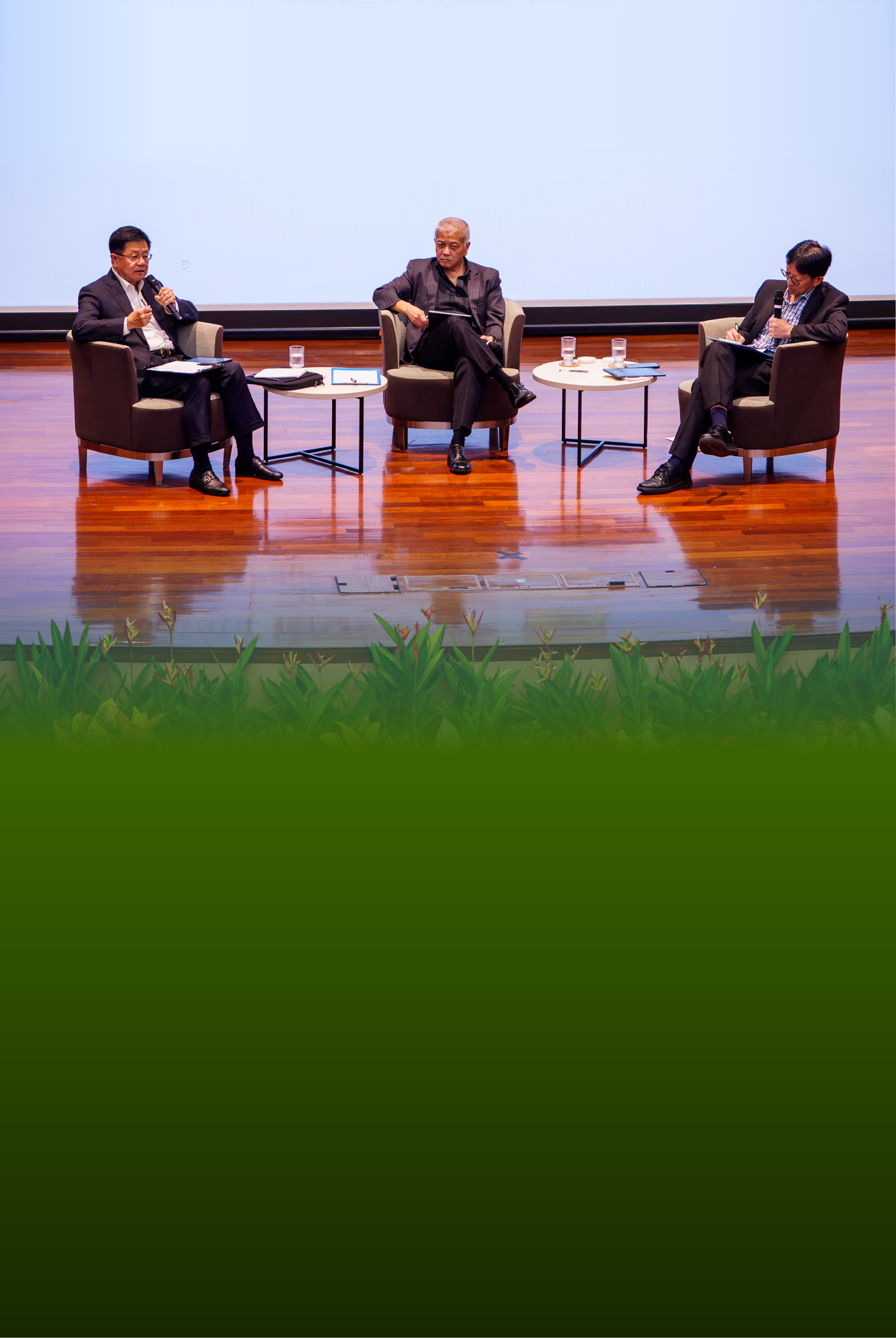 Panel Discussion Banner Mobile